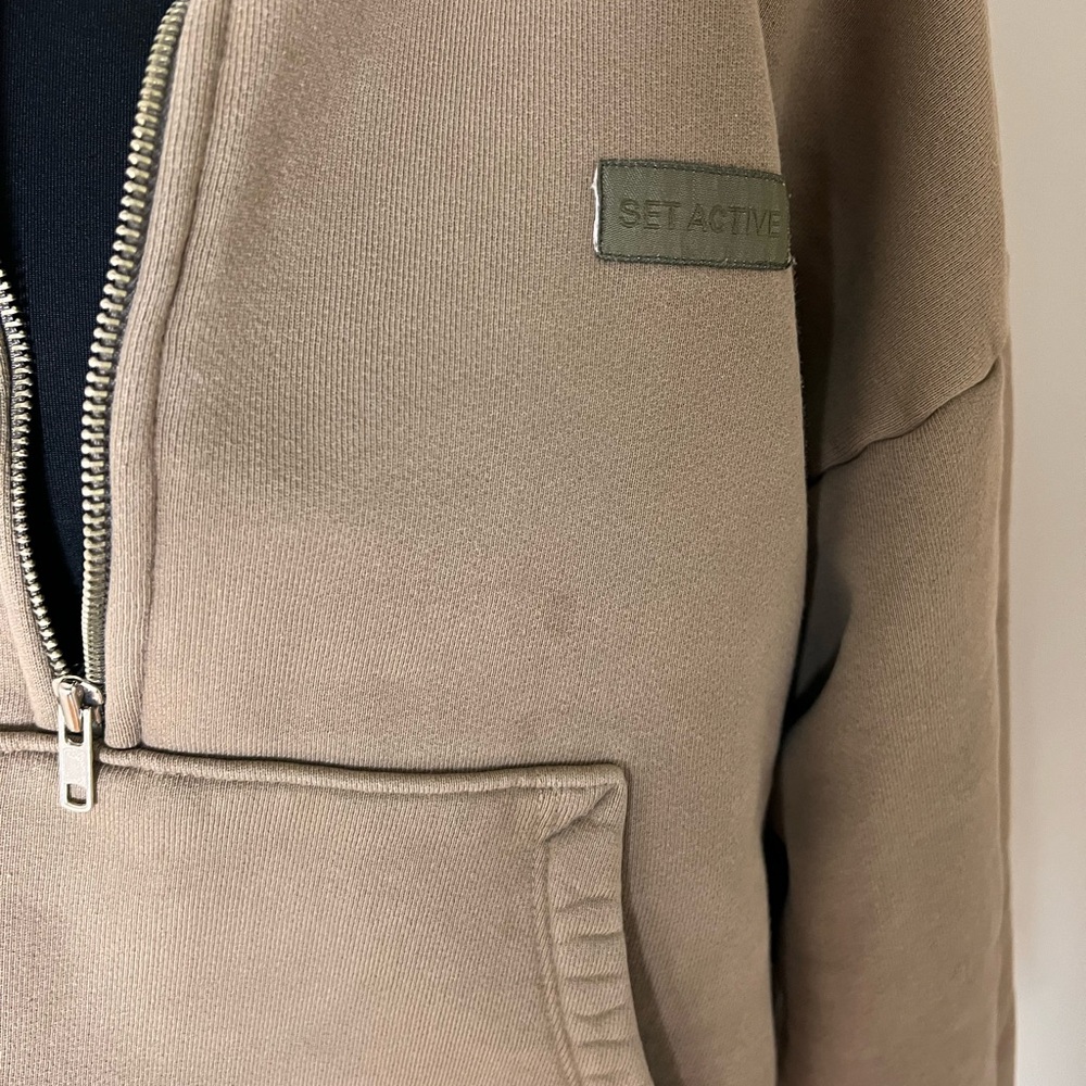 Set Active Tan Half-Zip Pullover Sweatshirt - Picture 3 of 7